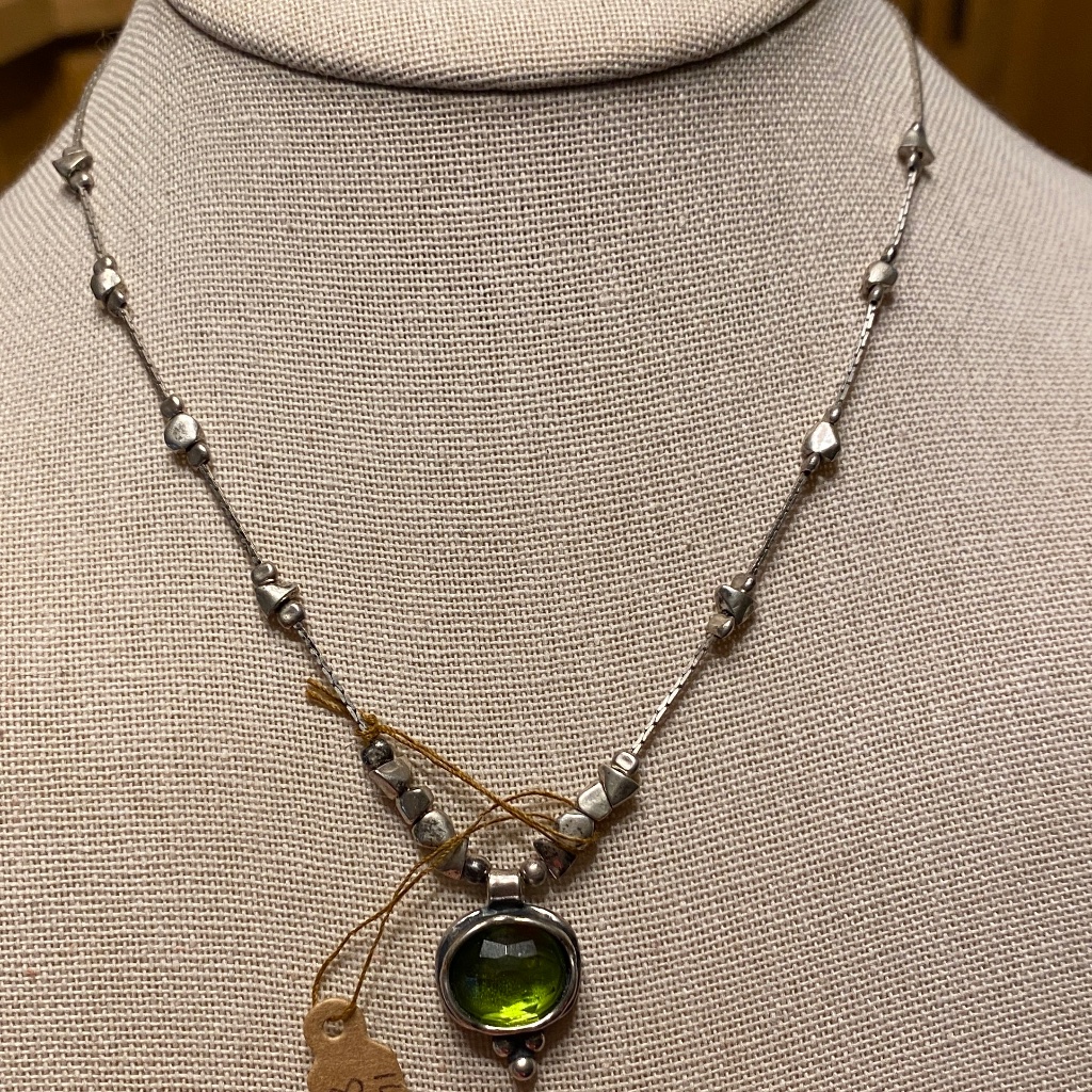 Vintage Green Crystal Stamped .925 Silpada Desians Size 16 In Classic Necklace